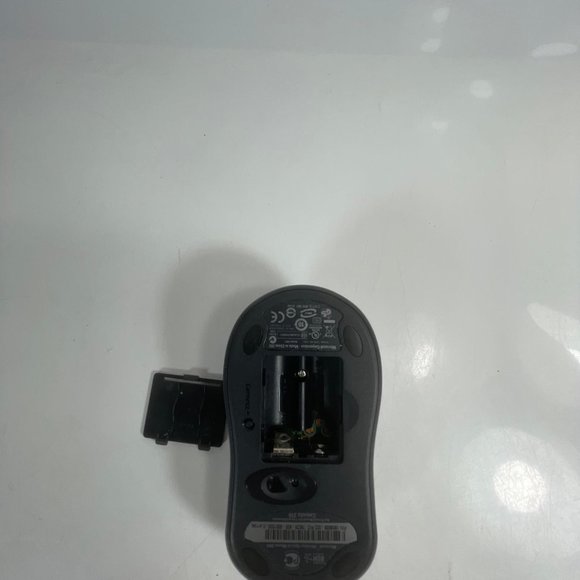 Microsoft 1067 Black/Silver Wireless Digital Optical Mouse 2000 - Picture 6 of 6